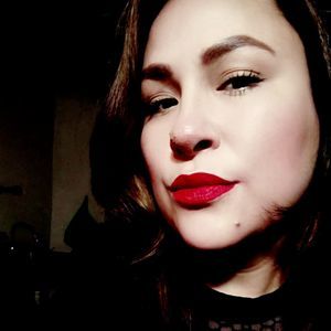 Meet your Posher, Thalía